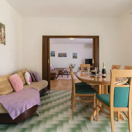 Lovely In With Wifi Apartment Zadar
