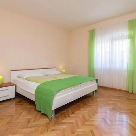 Apartment Lovely In With Wifi